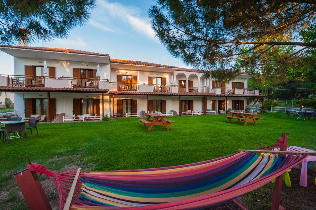 Maria Village Vourvourou Exterior foto